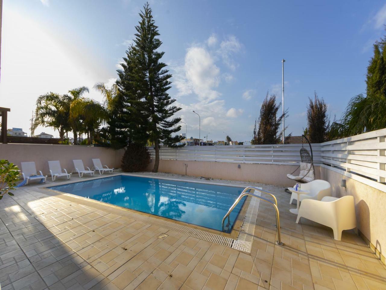 Villa Michelle 2 Протарас Экстерьер фото